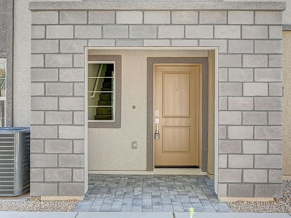 3rd image of 6133 Garden Pond St