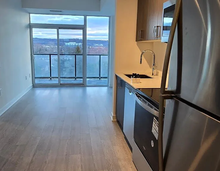2782 Barton St E #401 — Photo 6
