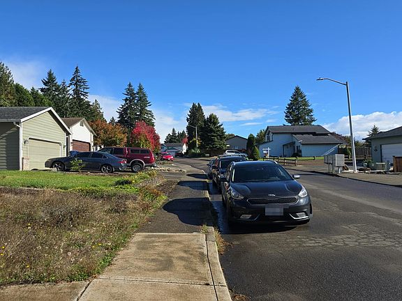 4th image of 5200 NE 72nd Cir