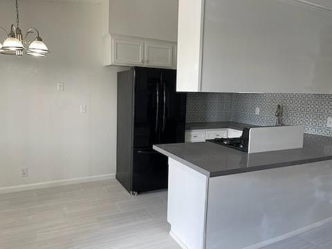 4th image of 9140 Avenue St