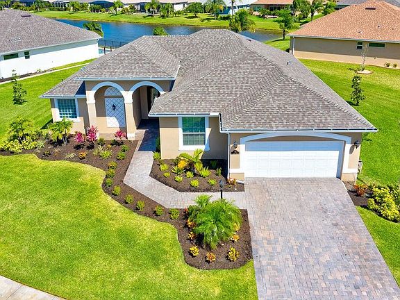 2nd image of 712 Fortunella Cir SW