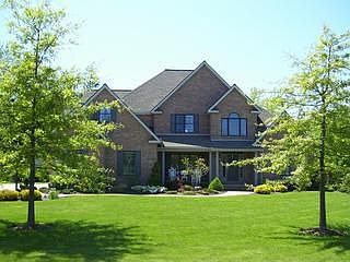 2nd image of 14 Marthas Vineyard Dr