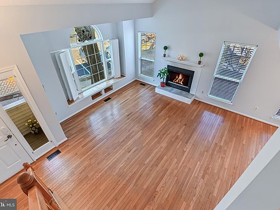 4th image of 6011 Creekstone Ln