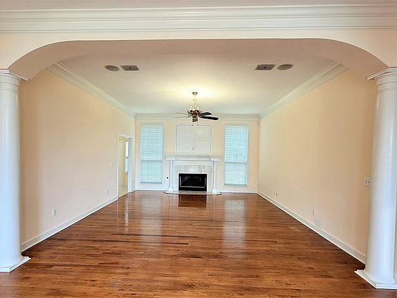 3rd image of 8131 Bloys Ct
