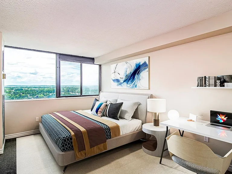 300 Antibes Dr — Photo 13