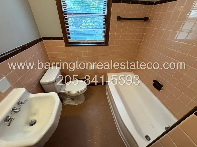 332 Glynn Dr — Photo 5