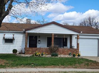 901 Hillcrest Dr, Greencastle, IN