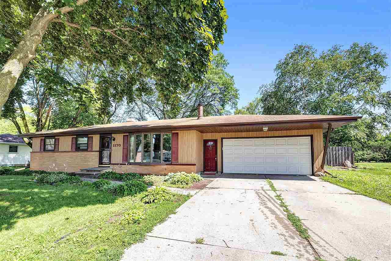 1170 Cormier Rd, Green Bay, WI 54304 Zillow