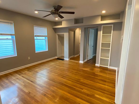 4th image of 65 Essex St #1