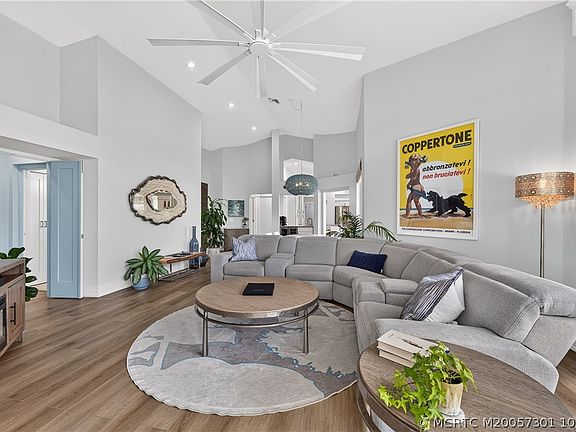 5th image of 13203 NW Harbour Ridge Blvd