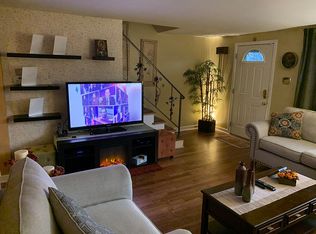 121 6th St, Whitehall, PA 18052