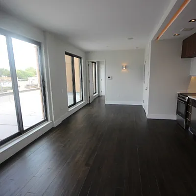 Rented by Nooklyn NYC LLC | media 125