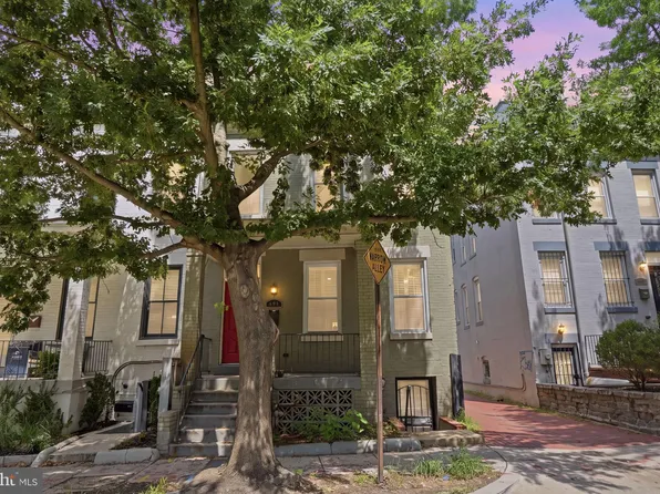 601 Kenyon St NW #A, Washington, DC 20010