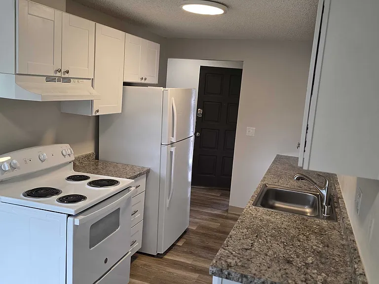 Sandman Apartments — Photo 46