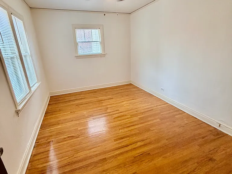1275 N Washington St — Photo 9