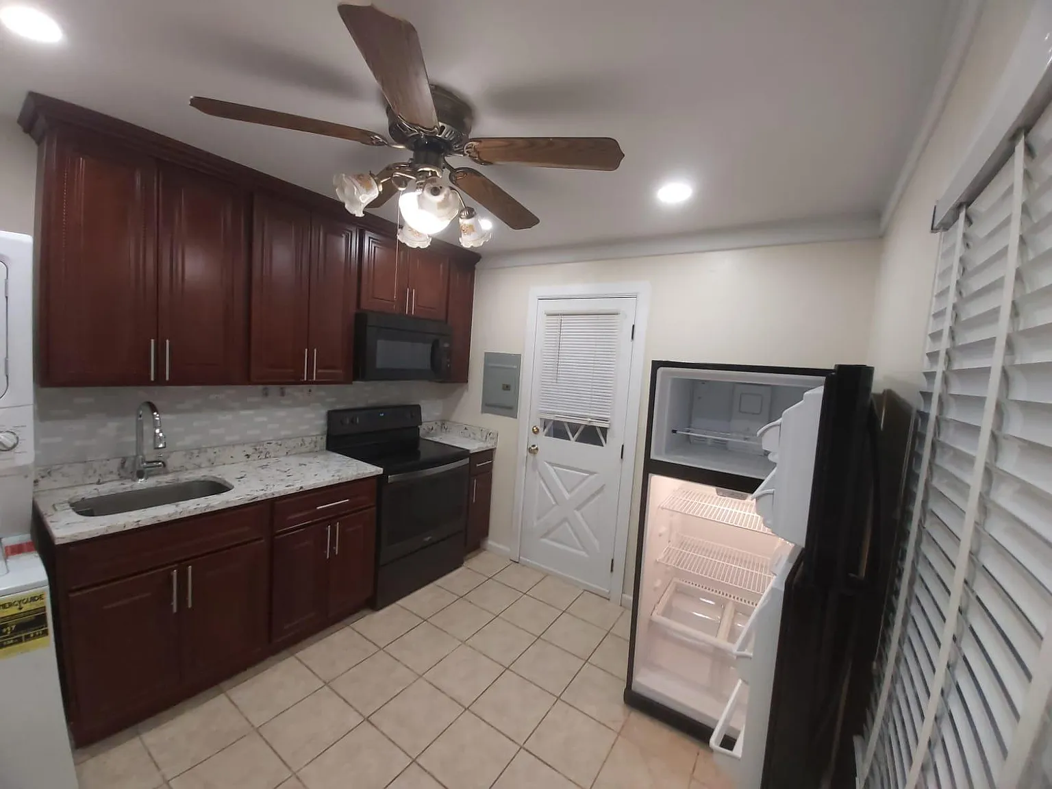 35 Academy Ln — Photo 1