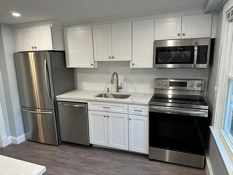 49 Railroad Ave #3 — Photo 6