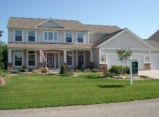 5505 Clemwood Ct SE, Ada, MI 49301