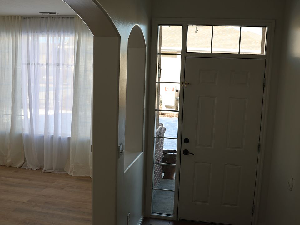 1st image of 416 N Kent Ln
