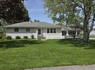 23 Deeringwood Dr, New Middletown, OH 44442