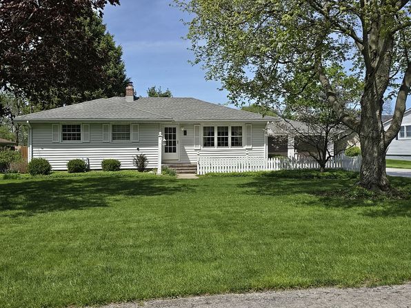 23 Deeringwood Dr