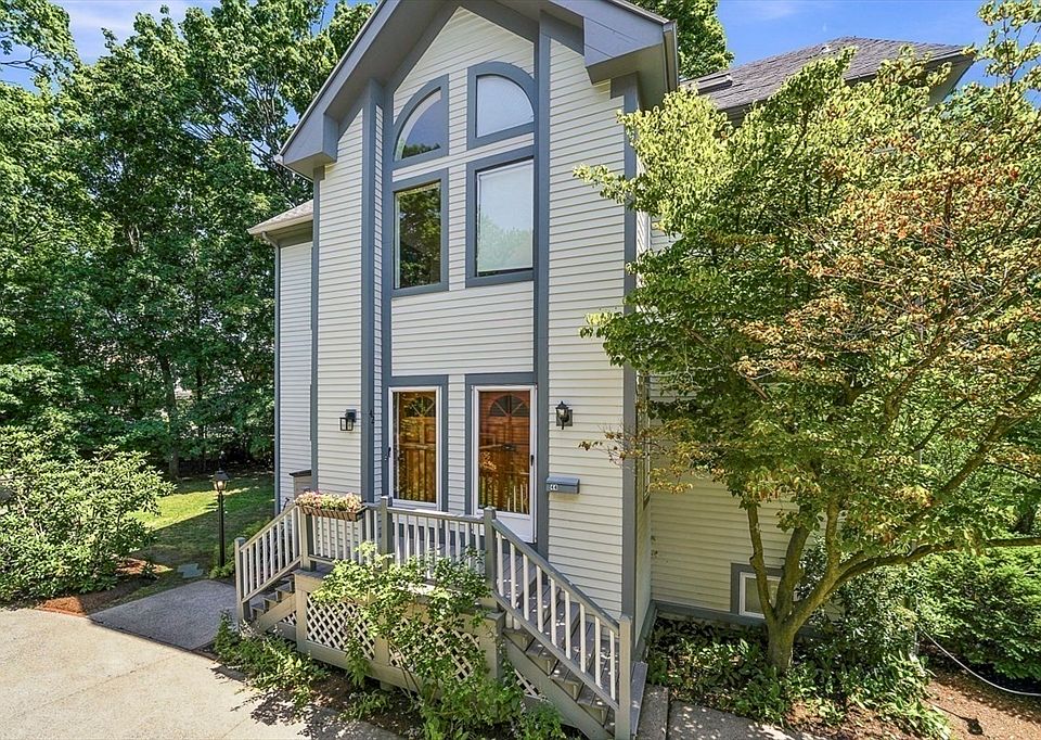 1st image of 42 Lewis Ave #42