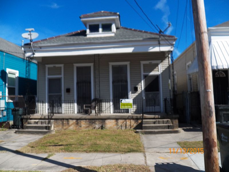 1st image of 3029 Iberville St