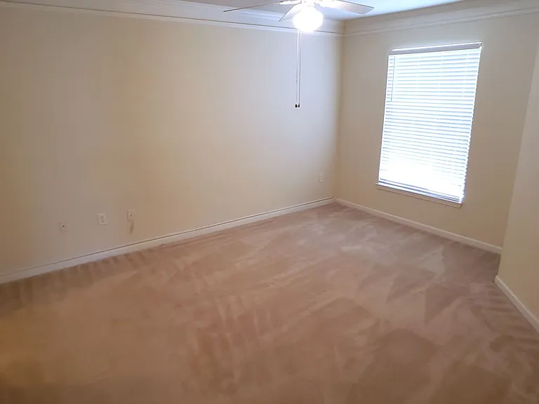 18124 Villa Creek Dr — Photo 11