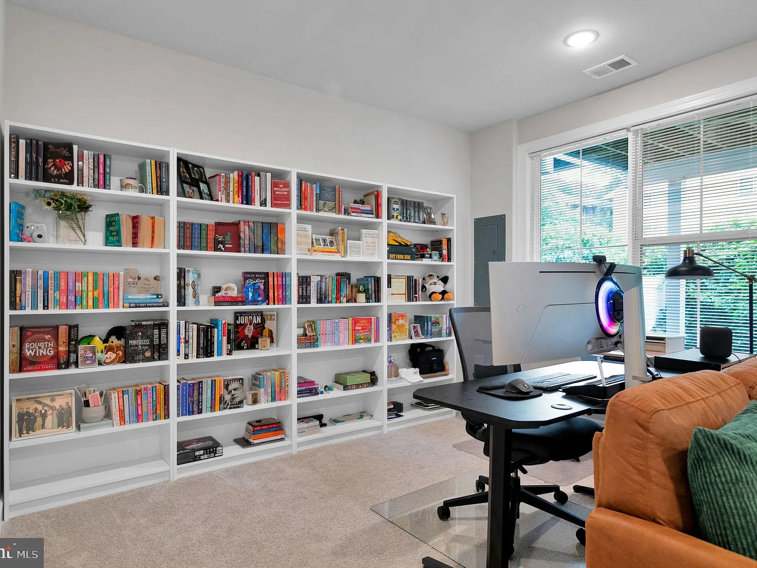 3 bed, 4.0 bath, 2240 sqft, $4,800 — Photo 4