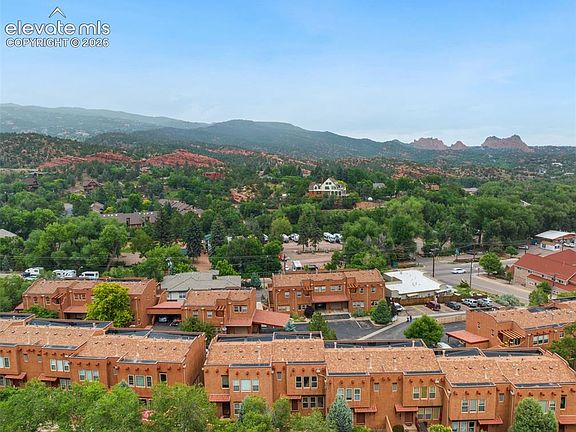 5th image of 326 Santa Fe Pl Unit A
