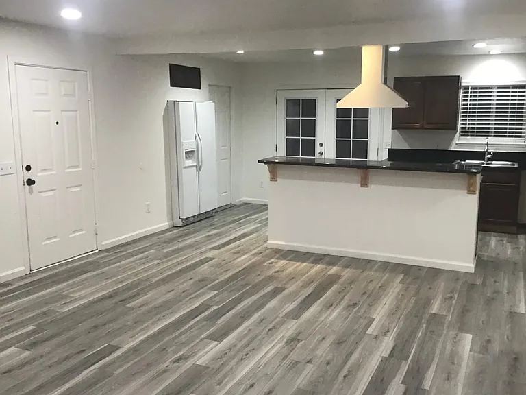 52710 Avenida Mendoza — Photo 10