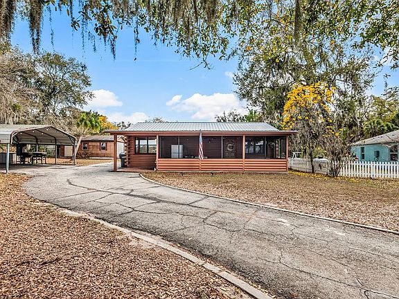 3rd image of 1233 Saint Anne Shrine Rd