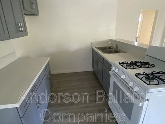 2nd image of 231 N Alhambra Ave Unit 6