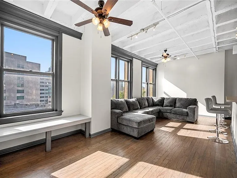 32 Peachtree St NW #508 — Photo 8