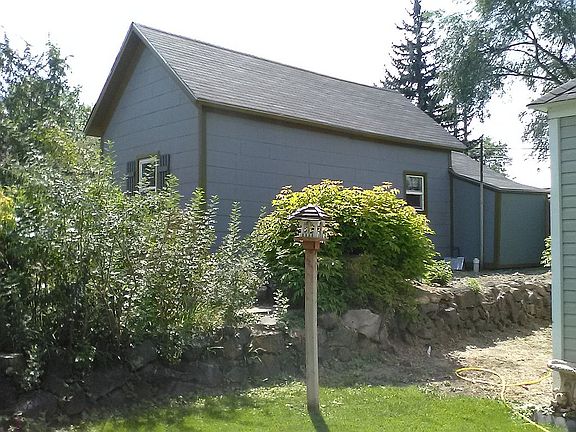 5th image of 337 Hill St