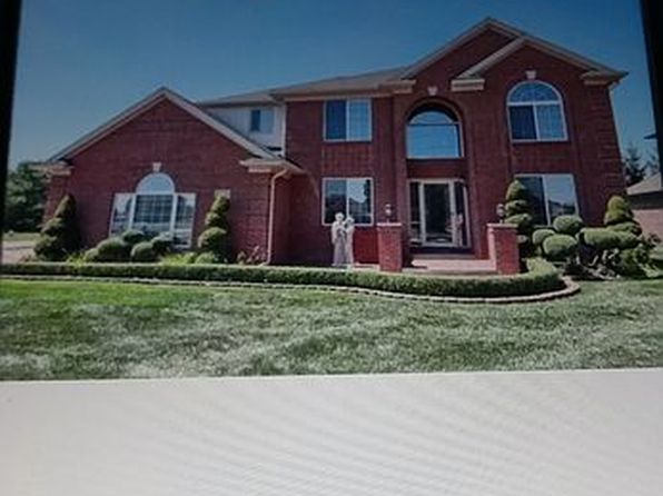 51381 Mauro Ln
