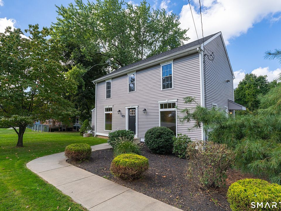 1st image of 1325 Sullivan Avenue