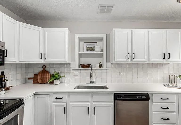 1463 Dahlia St #2 — Photo 7