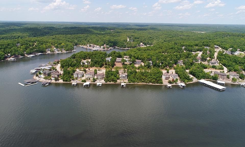 1129 Beacon Point Cir, Lake Ozark, MO 65049 Zillow