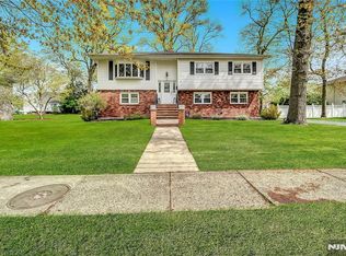 144 Caroline Rd, Paramus, NJ 07652