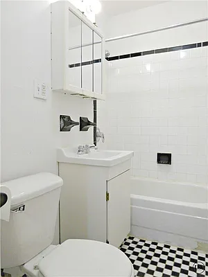 Rented by DSA Realty | media 26