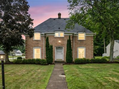 2325 Elmwood Dr, Westlake, OH, 44145
