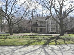 20745 Hunters Run, Brookfield, WI 53045