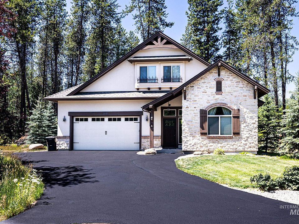 1st image of 319 Mountain Cove Ct