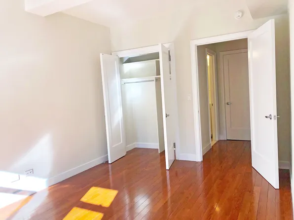 400 East 57th Street 016F image 5 of 6
