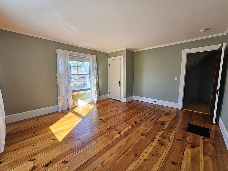 28 Lincoln St — Photo 17