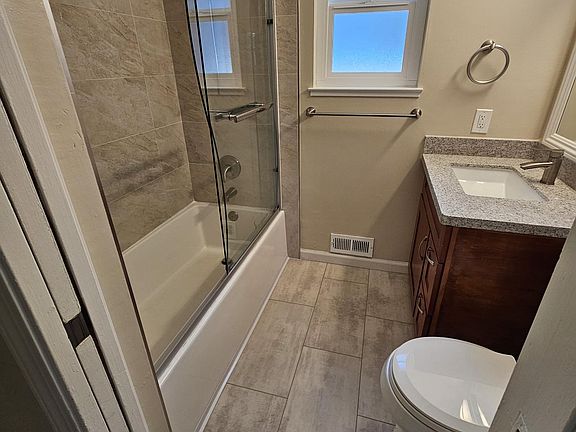 5th image of 637 Vasona Ct #1