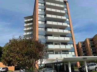 300 Lynn Shore Dr APT 712, Lynn, MA 01902