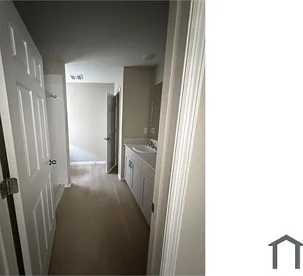 4 bed, 2039 sqft, $4,300 — Photo 4