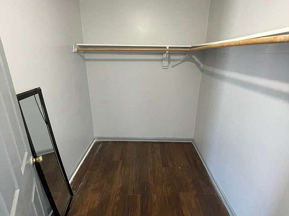 3rd image of 16 Van Vechten St Floor 3